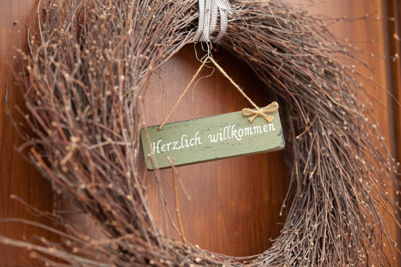 Netts Landhaus Neustadt an der Weinstraße Buitenkant foto